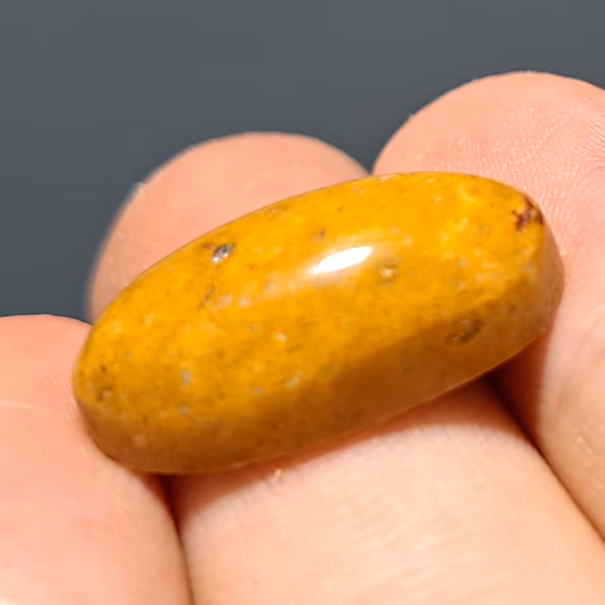 نگین سنگ زیبای جاسپر زرد صد در صد طبیعی تراش بیضی 