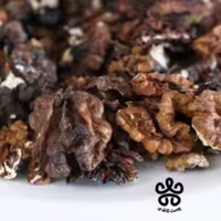 مغز گردوی خورشتی و زیتون پرورده محصول مراغه حداقل مقدار فروش 10 کیلو گرم می باشد