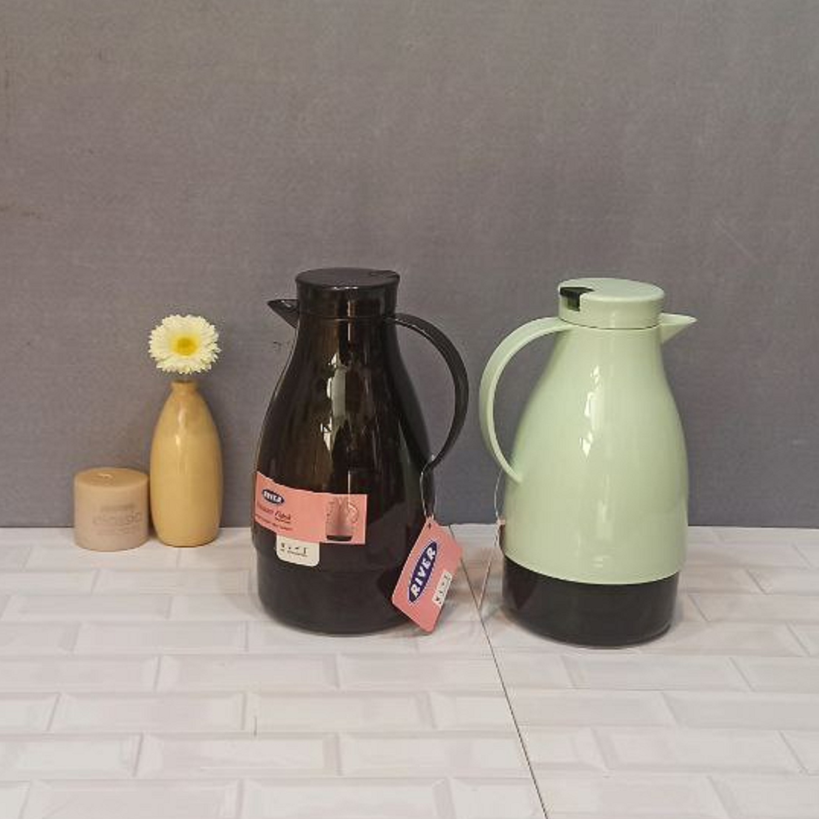 فلاکس چایی یک و سه لیتری فلاسک چایی ریور تهیه شده از موادنو بابهترین کیفیت