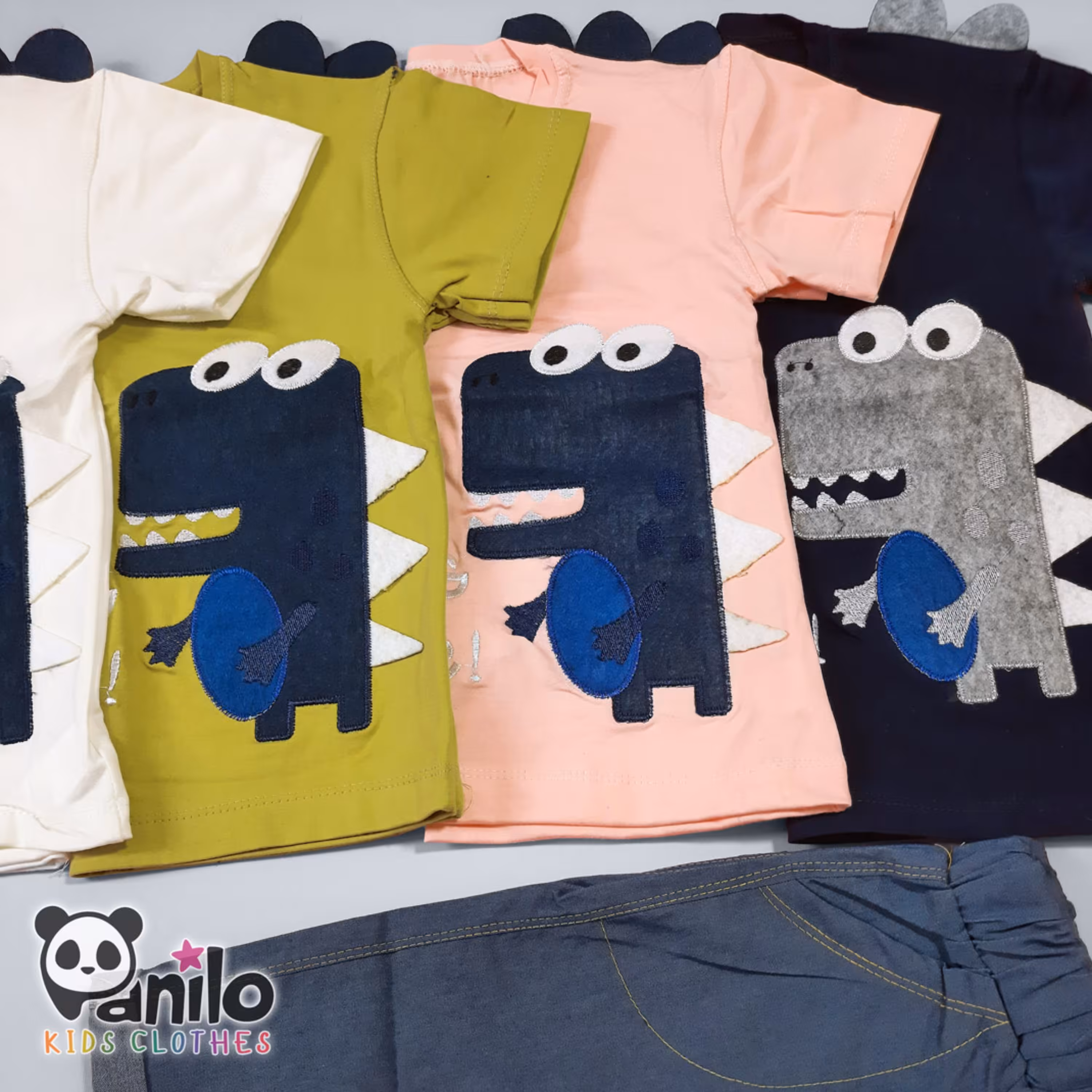 تیشرت شلوارک اسپرت گلدوزی سوسمار