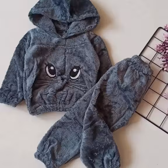 .
هودی و شلوار تدی دورو 😍

مناسب دختر و پسر👩‍❤️‍👨

کیفیت عاااالی 👌😇

 فوق العاده گرم و نرم 🥰

هردو طرف پولیشی هست 