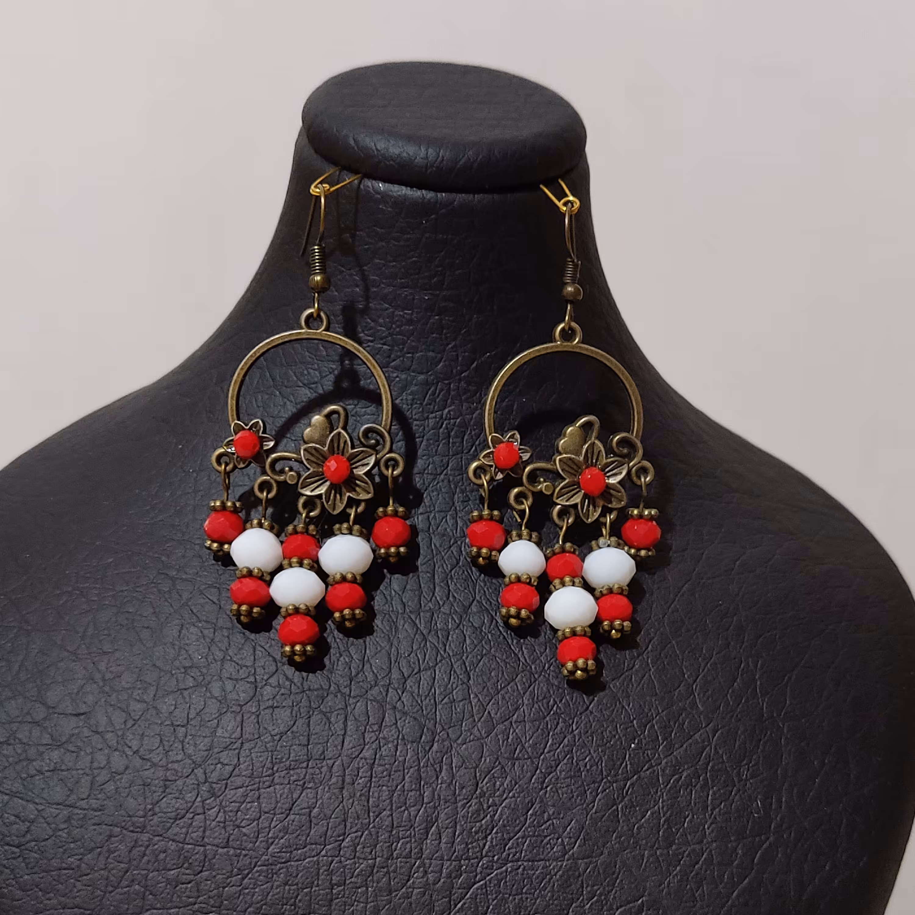 گوشواره با طرح گل