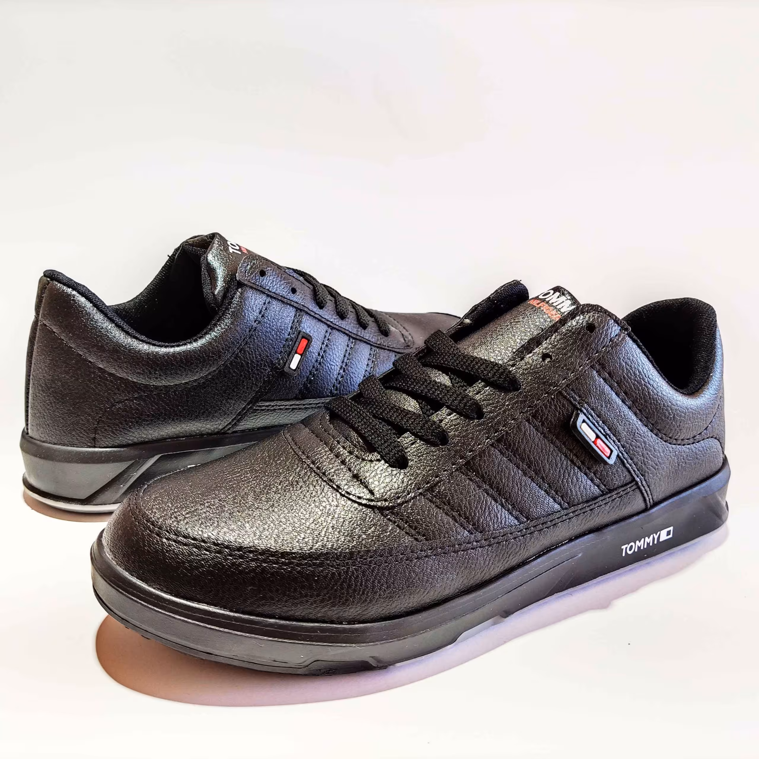 کفش تامی مردانه رنگ مشکی سایزبندی 40 تا 44