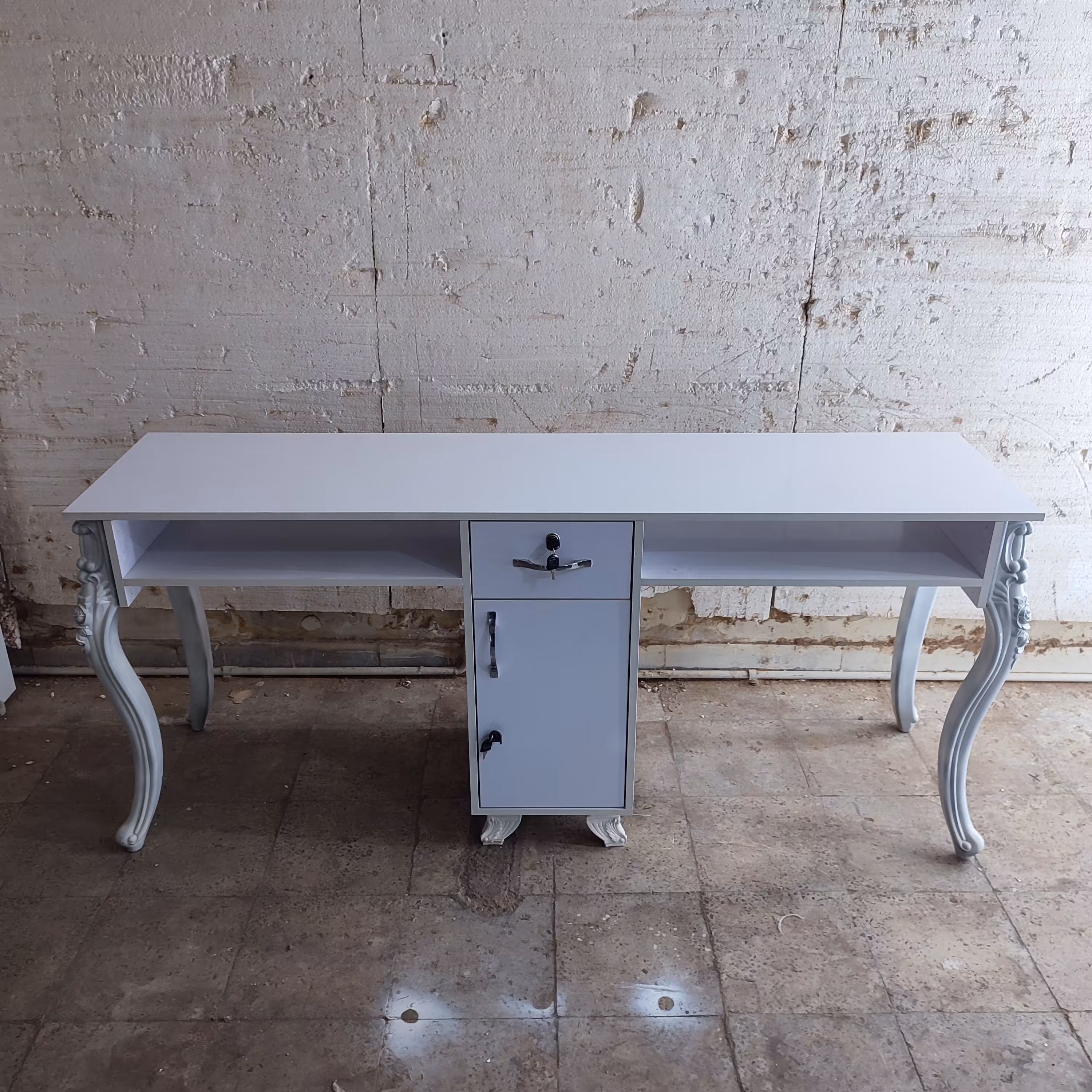 میز ناخن ساده دونفره