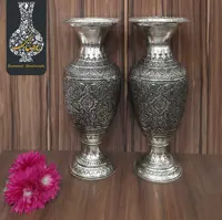 گلدان خمره ای بزرگ قلمزنی گل و طاووس اعلاء سیاه قلم طرح نقره