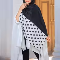 شال نخی منگوله دار