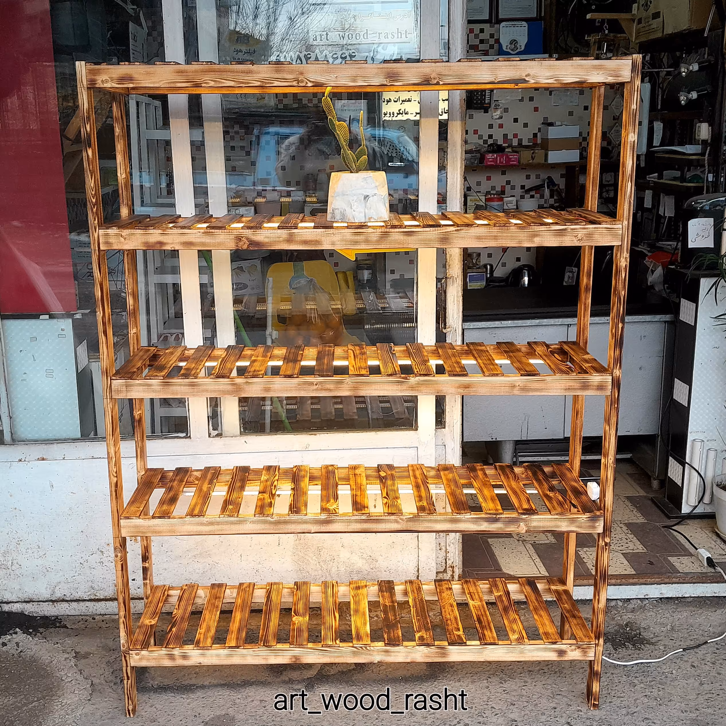 استند بنفشه آفریقایی