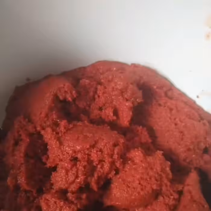 رب گوجه فرنگی خیلی غلیظ وتازه هرهفته تازه میپزم کیفیت خیلی عالی با تضمین تا یکسال کپک نمی زند طعم ورنگ وغلظت عالی بهترین