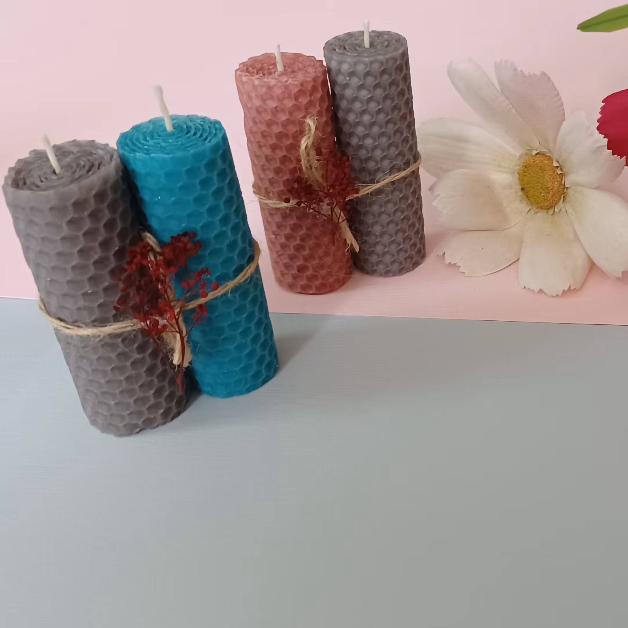 شمع زینتی موم عسلی