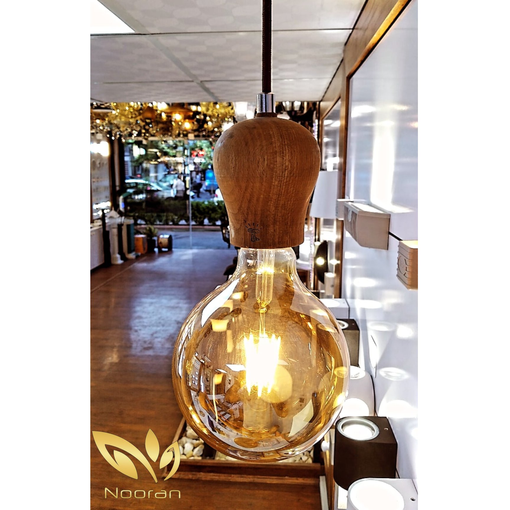 آویز چوب روسی طبیعی با لامپ فلامنت 8 وات آفتابی