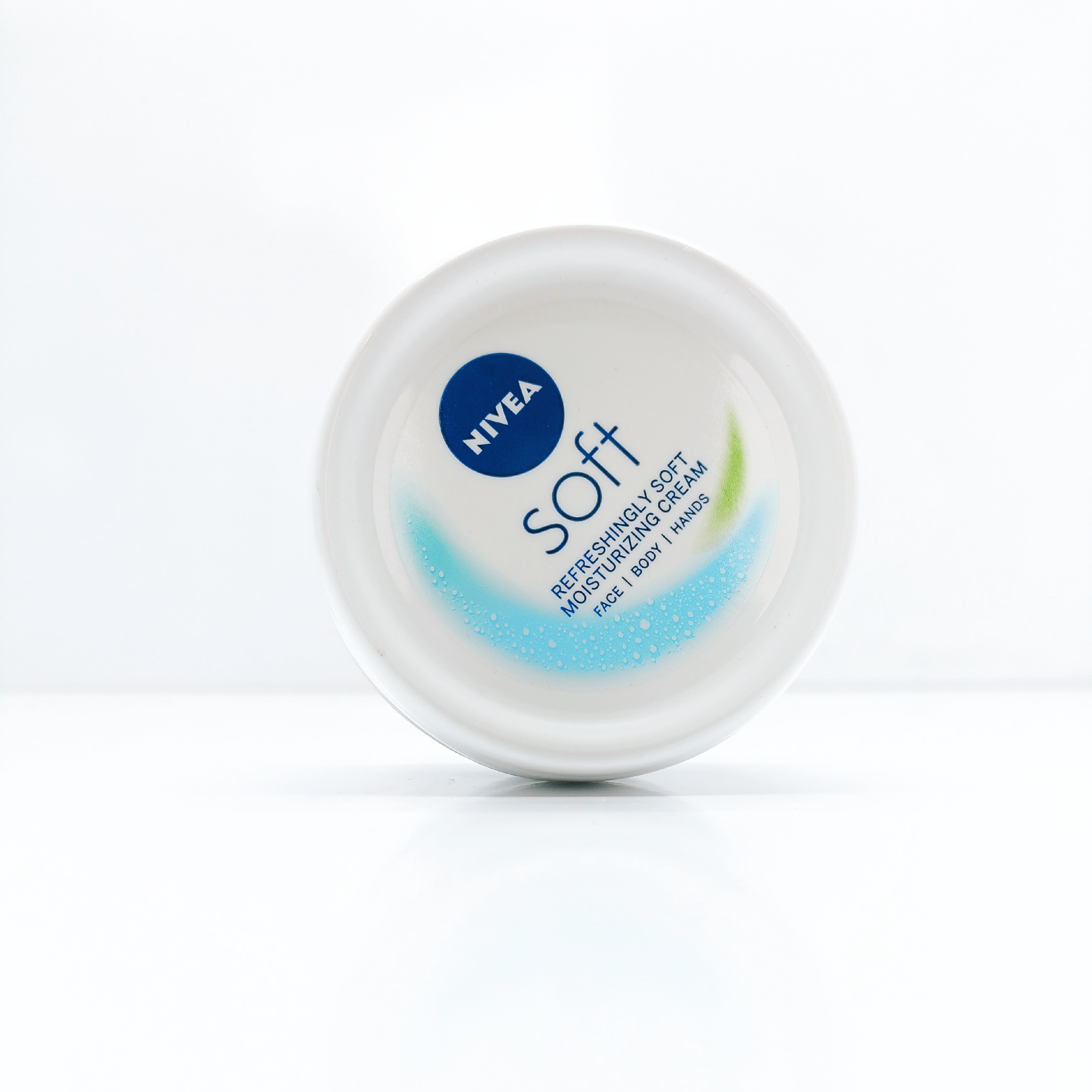 کرم مرطوب کننده نیوا Nivea مدل (100ml) Soft
