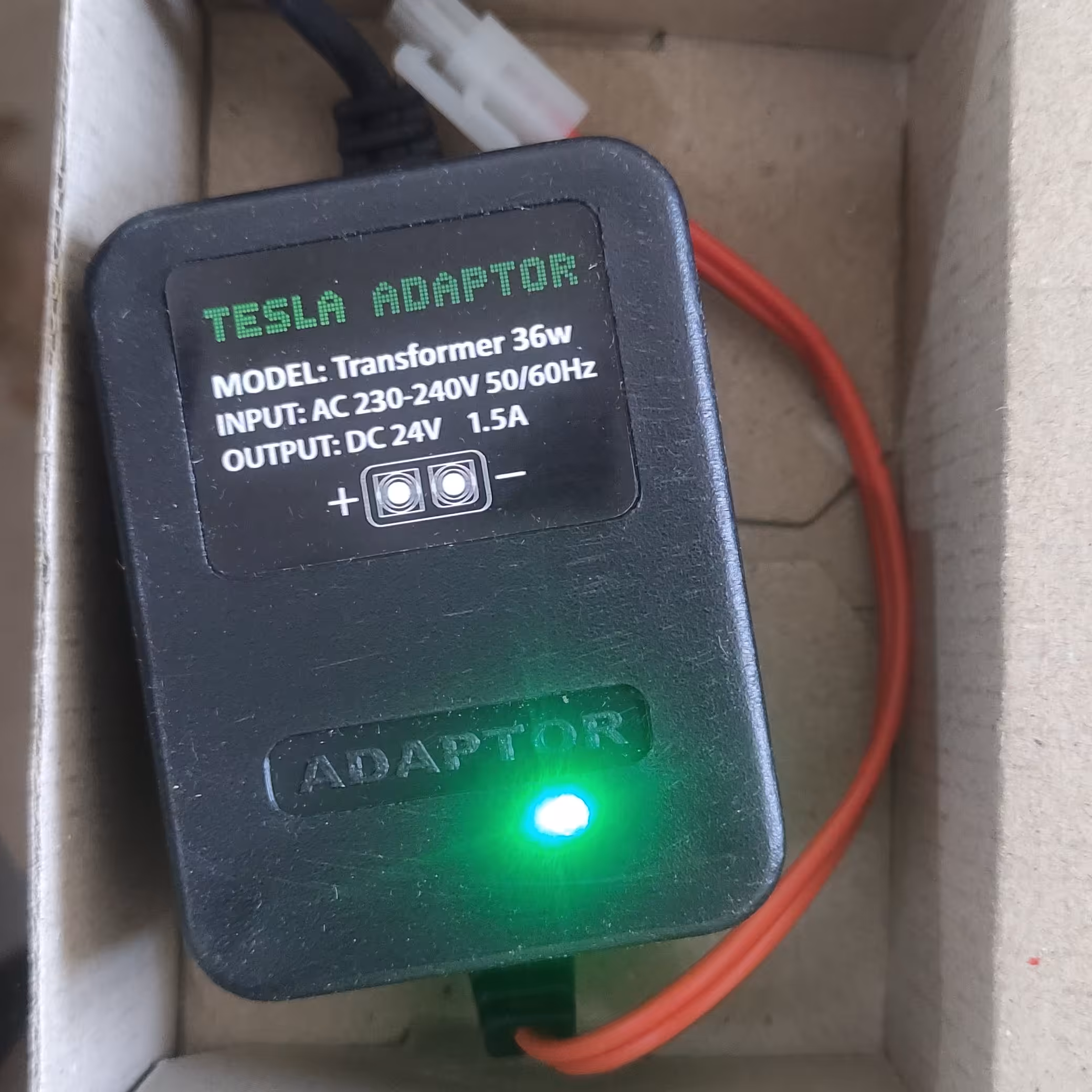 آداپتور 24 ولت 1.5 آمپری چراغدار دستگاه تصفیه آب خانگی