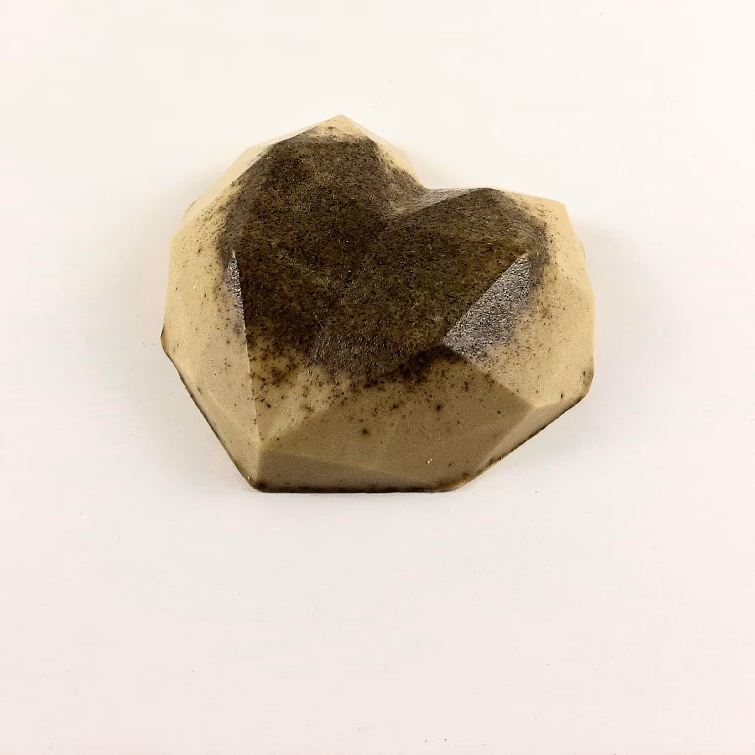 صابون طبیعی رزماری طرح قلب 100 گرمی