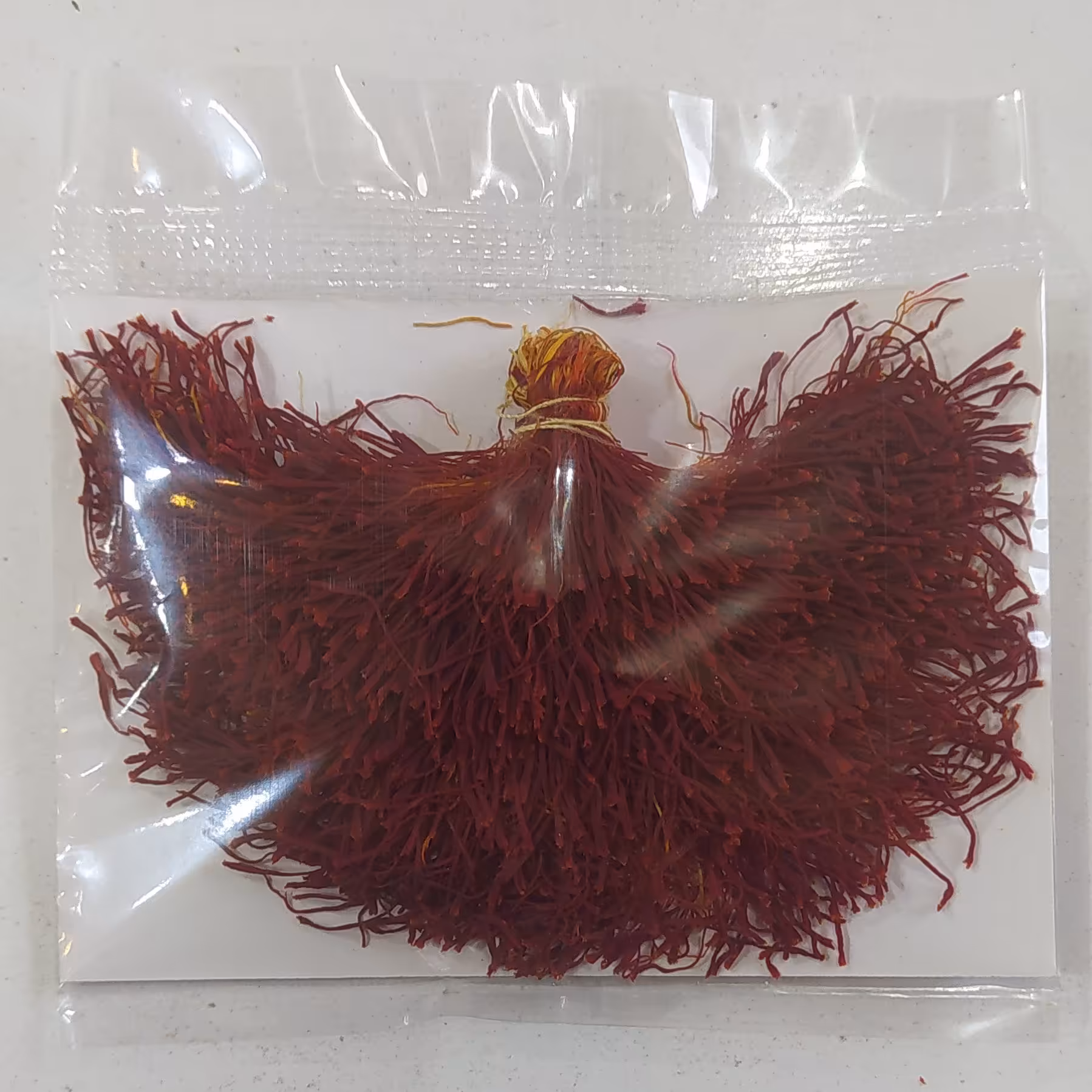 زعفران دسته دختر پیچ 