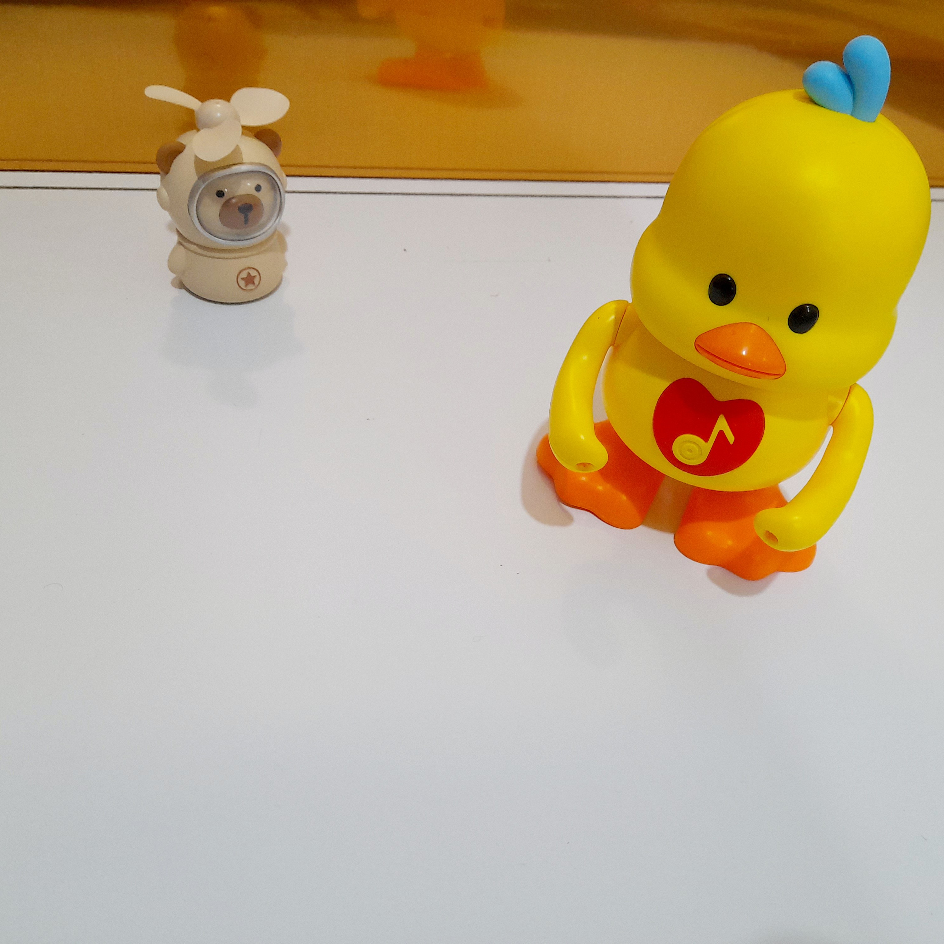 اسباب بازی اردک رقاص