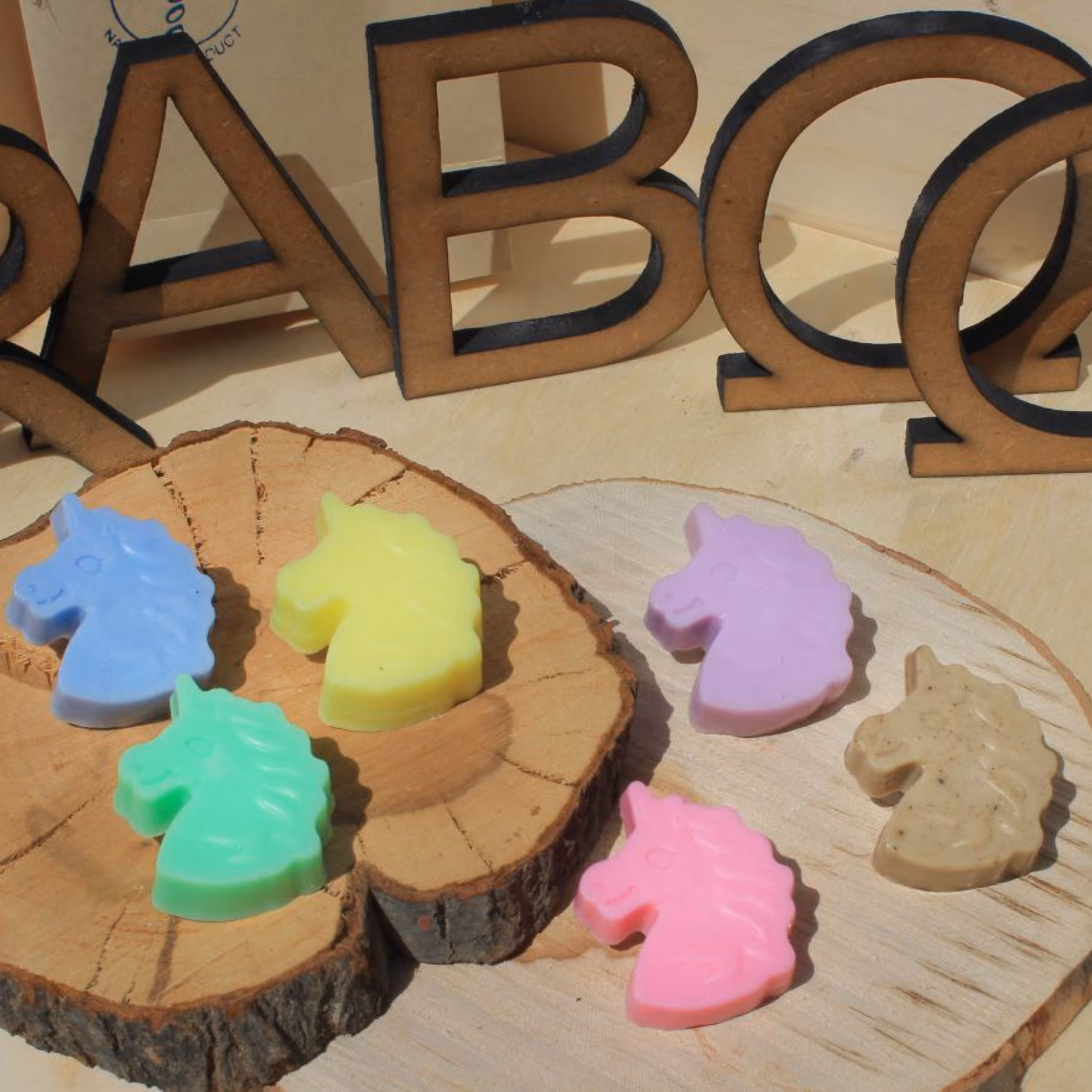 صابون ارگانیک و فانتزی تک شاخ در رنگ های مختلف