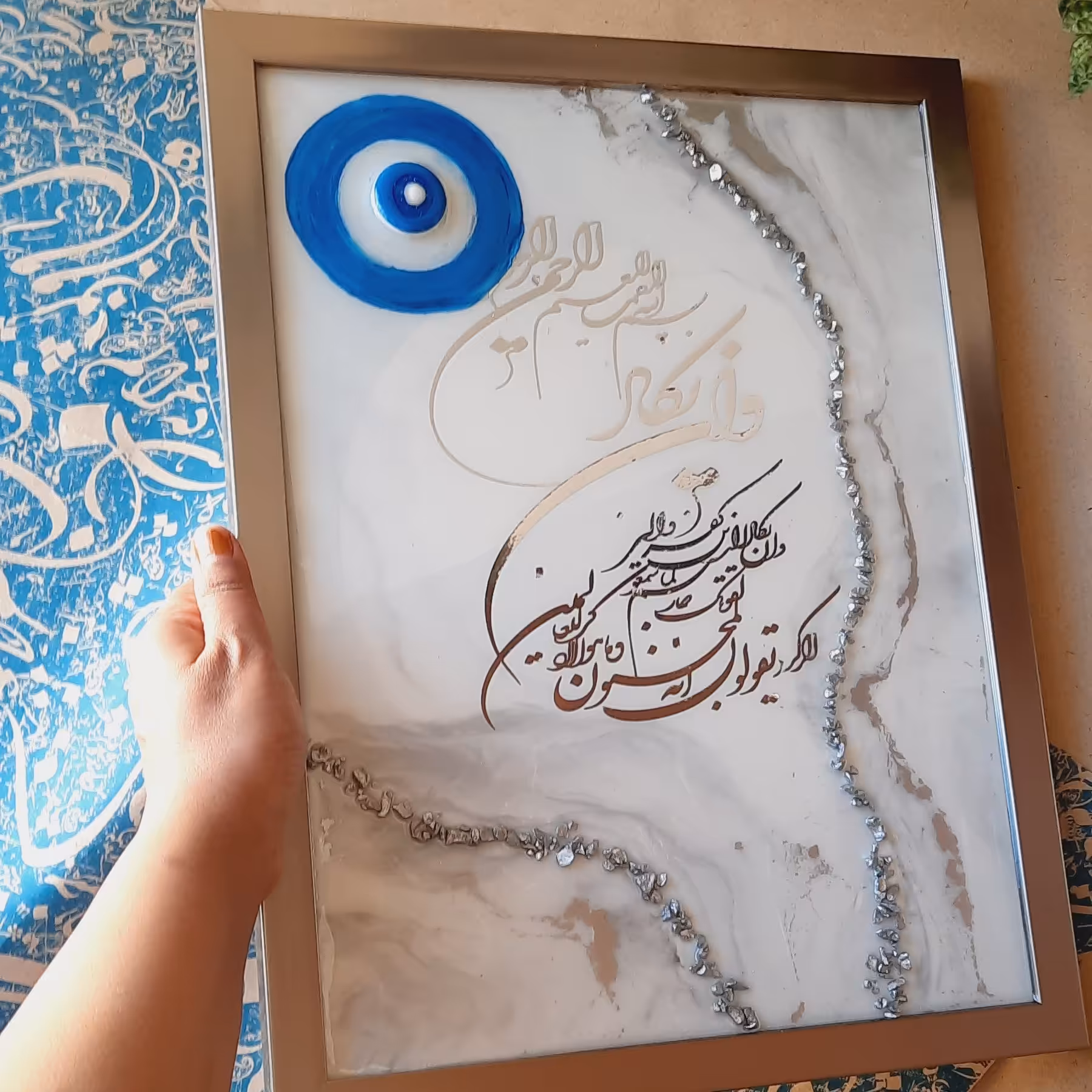 تابلوی وانیکاد به همراه قاب نقره ای طرح لوکس سایز 25 در 30