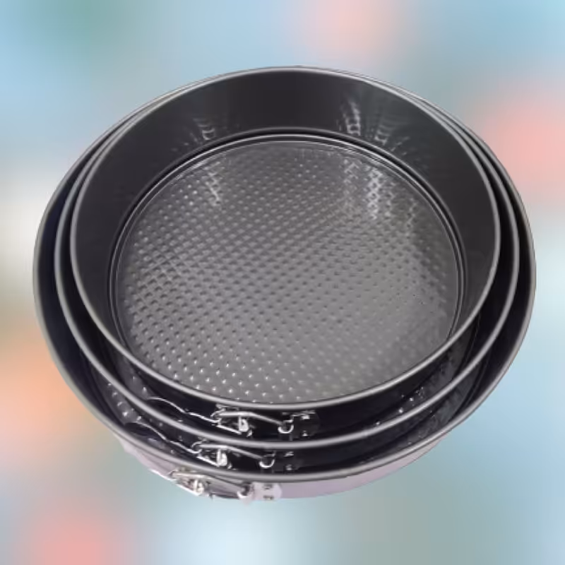 قالب کیک کمربندی سه تایی طرح گرد جنس تفلون رنگ مشکی جنس ضخیم در ابعاد 24 و 26 و 28 با عمق 6.5 سانتیمتر 