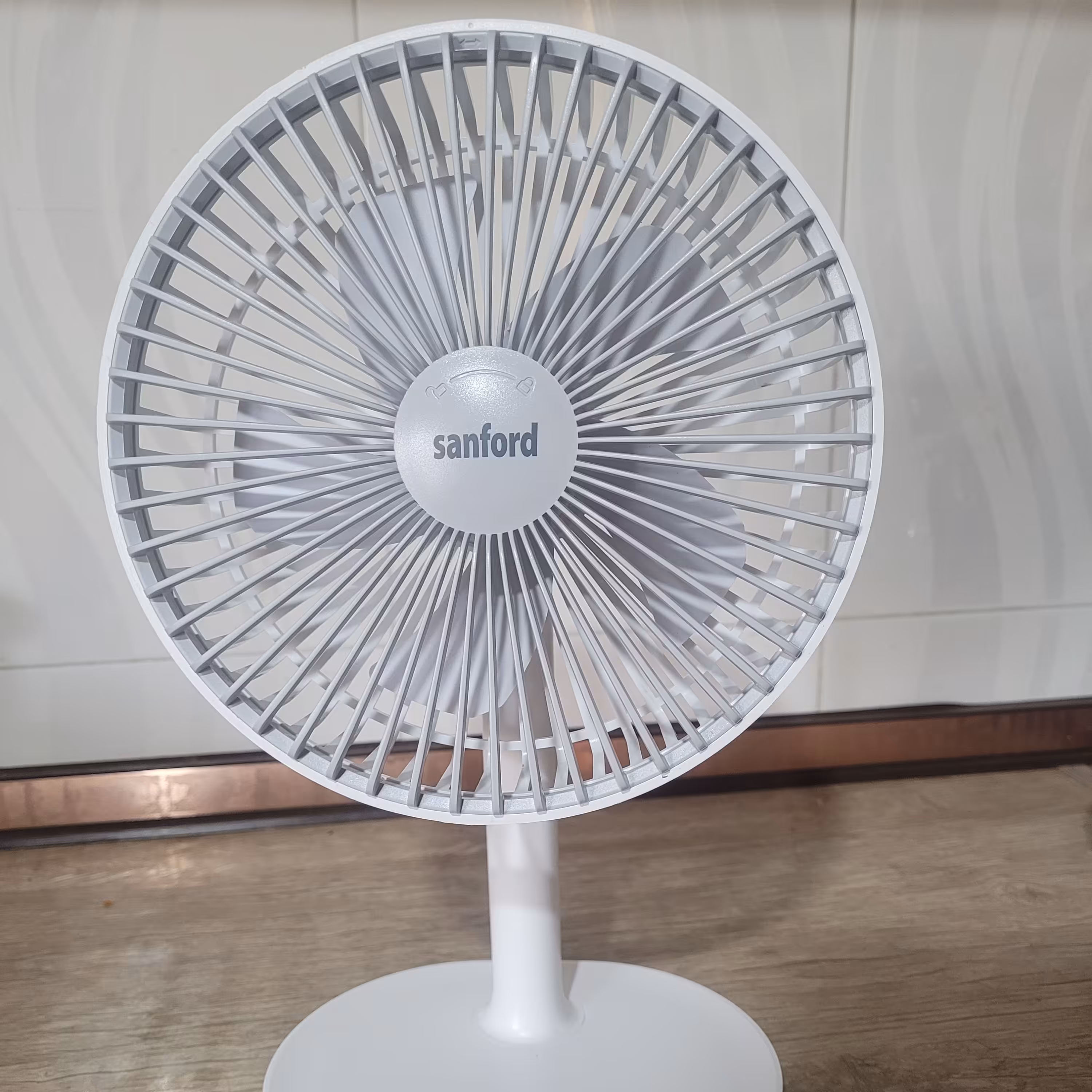 پنکه شارژی چند کاره رومیزی سانفورد مدل SF6667MFN