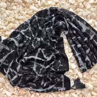 شال چهارفصل منگوله دار