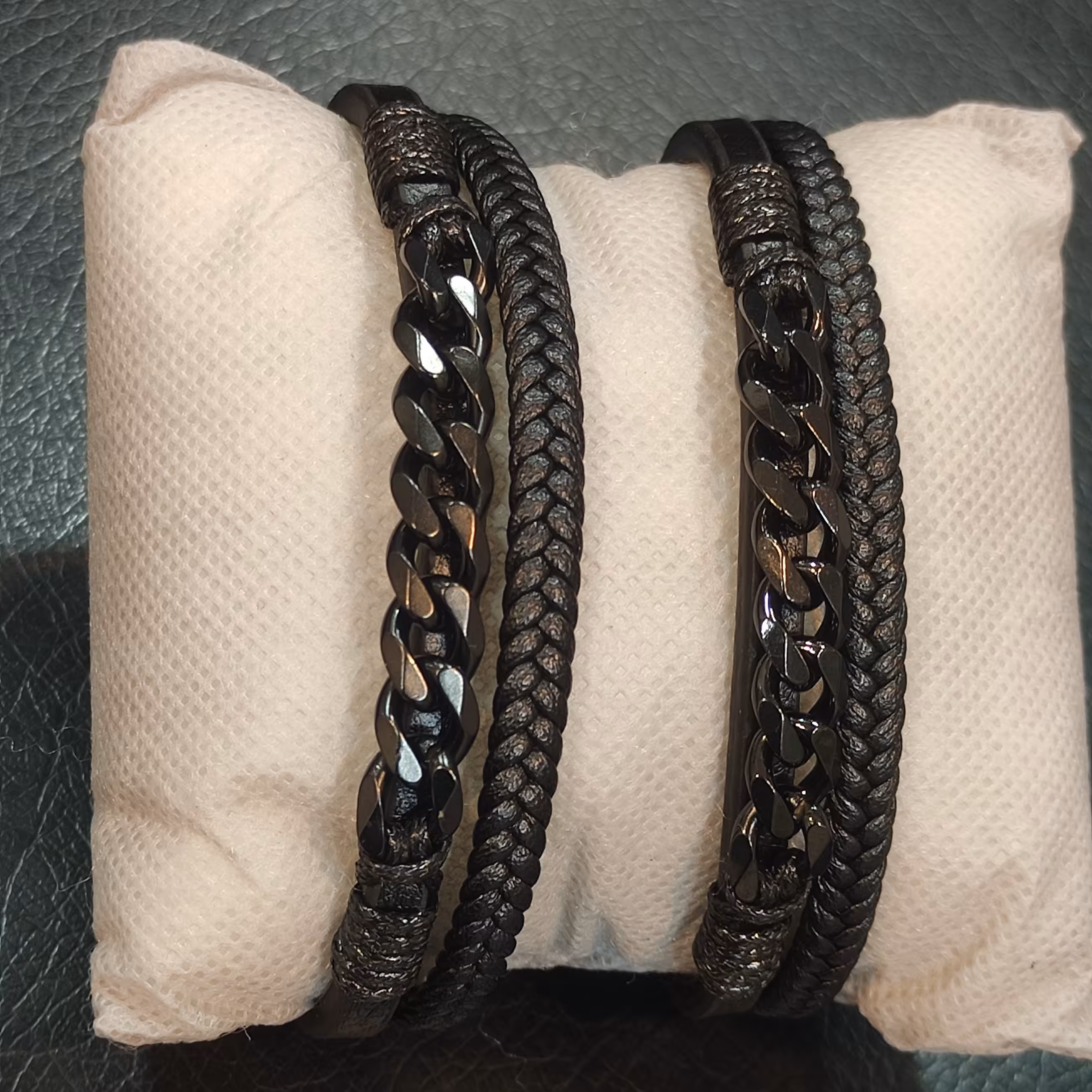 ست دستبند چرم کارتیر مشکی