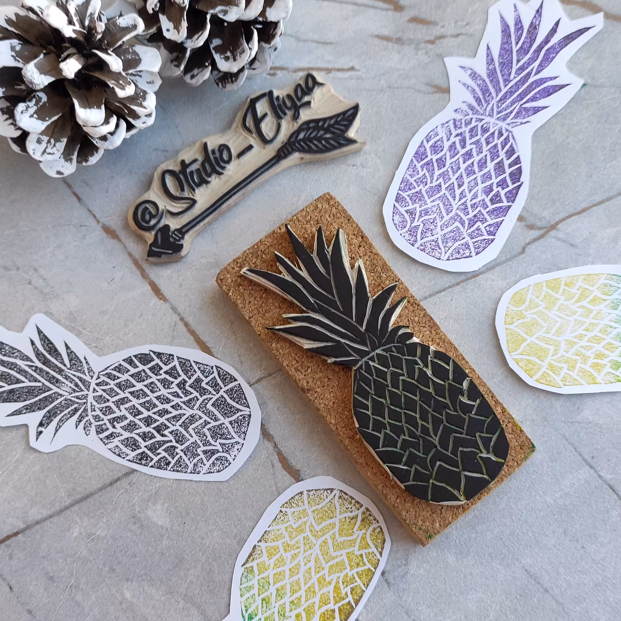 مهر  لینو لئوم طرح آناناس 