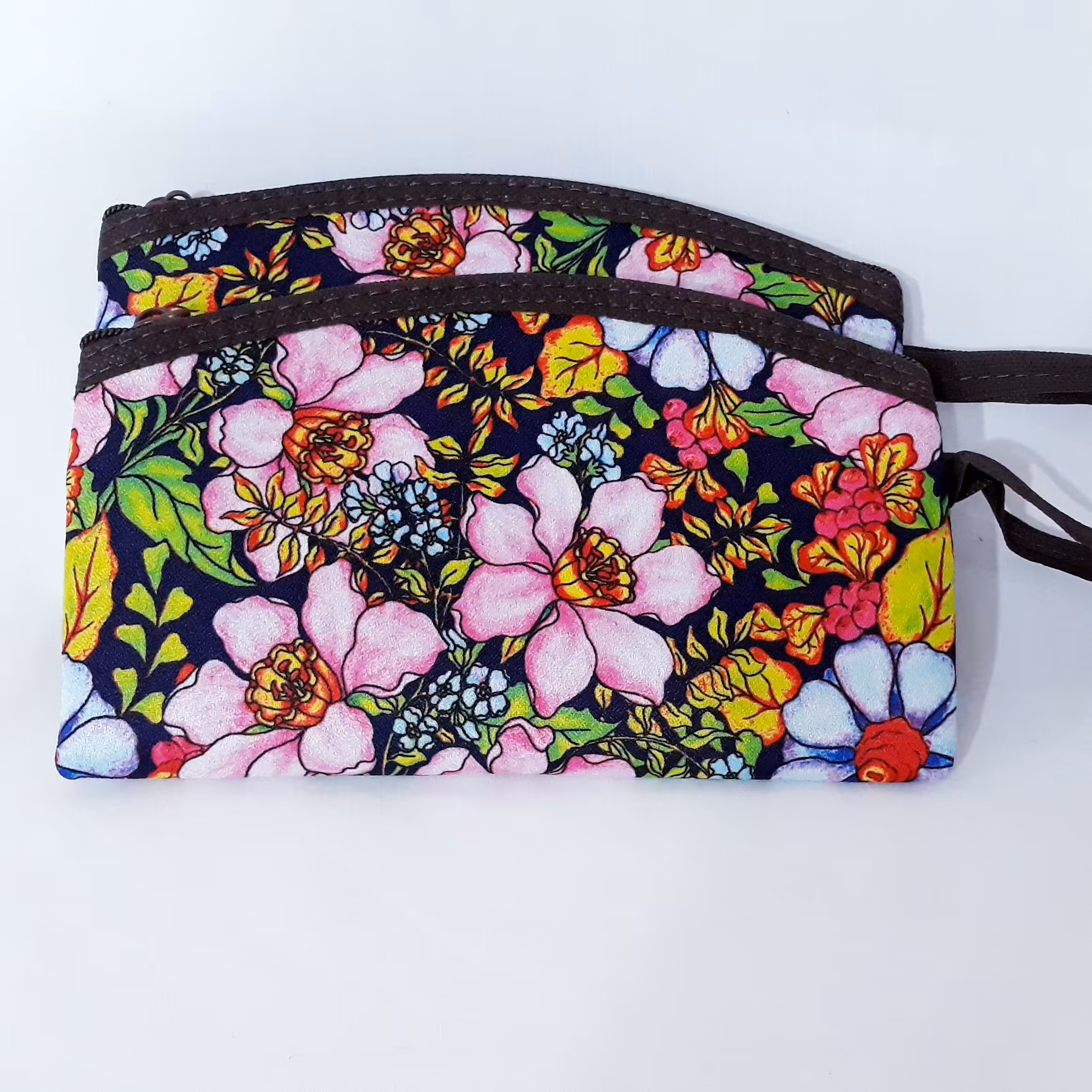 جامدادی طرح ترمه 21 سانتیمتر درحراجی