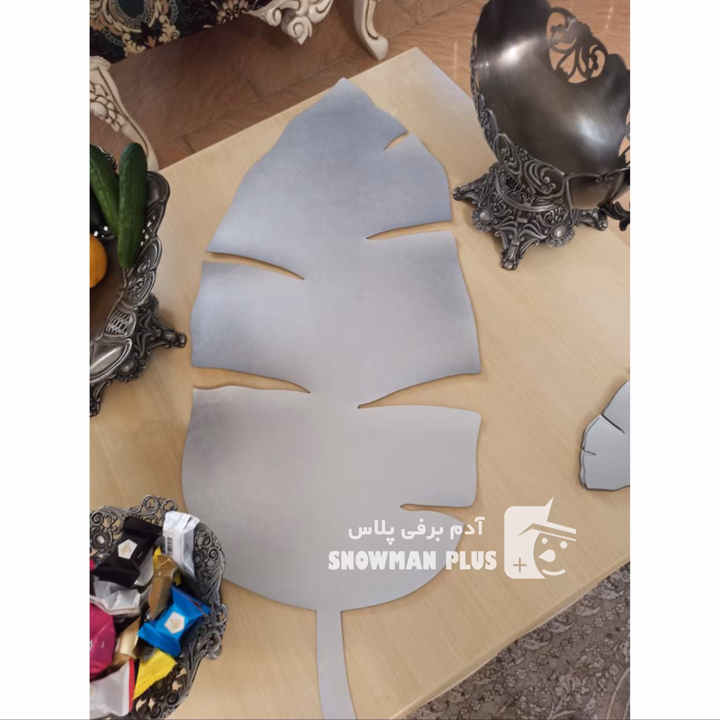 رانر طرح برگ موز سایز 90-37 چرمی به همراه 6 عدد زیرلیوانی