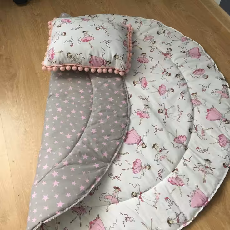 تشک بازی و بالش سایز 1