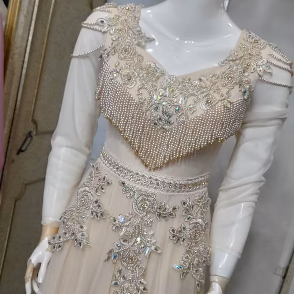 لباس مجلسی سنگ دوری شده