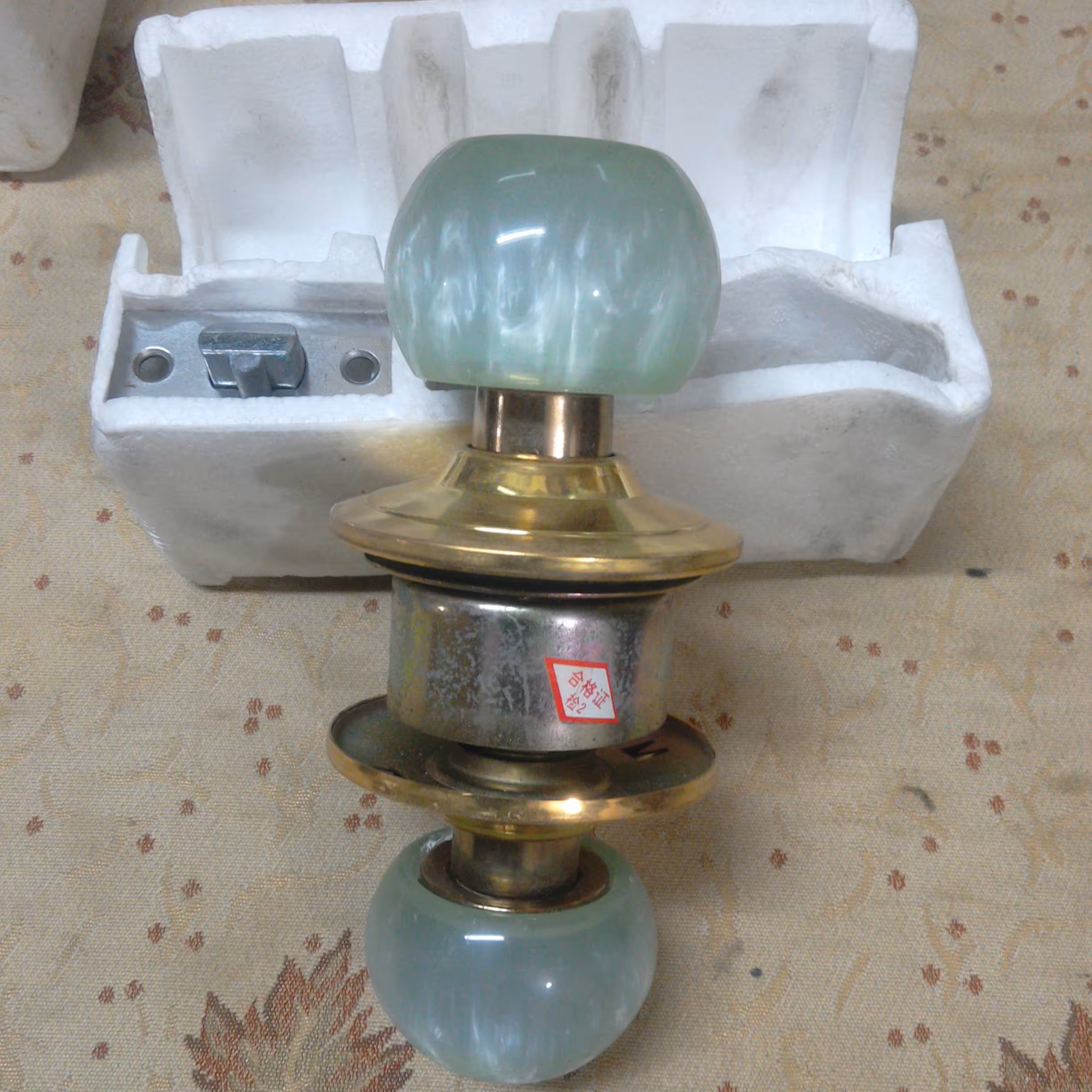 انواع قفل اکباتانی گرد