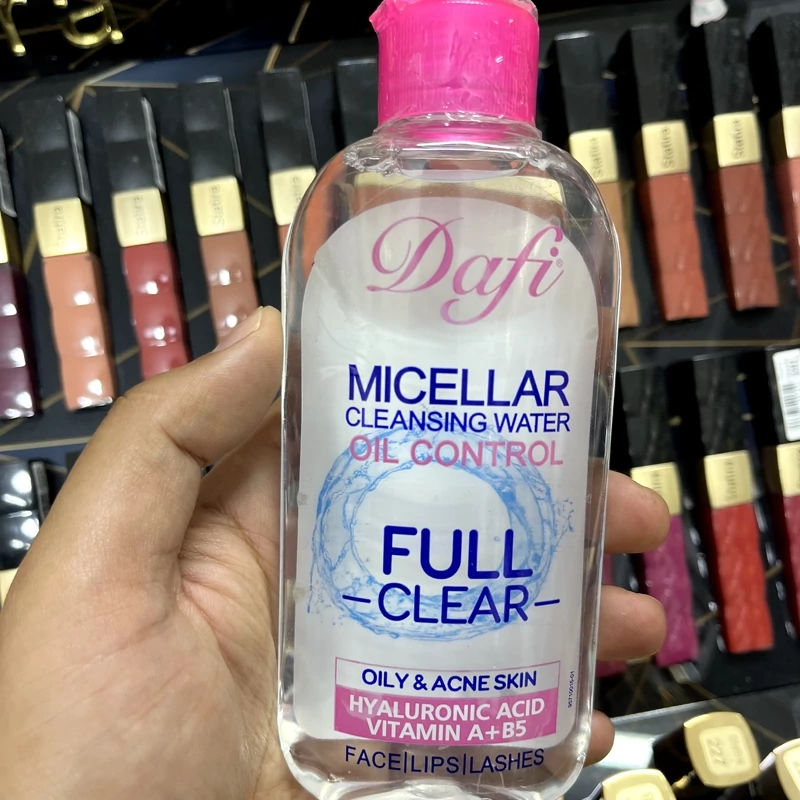 آب پاک کننده صورت دافی مدلoil control 200 میلی لیتر مناسب پوست چرب ،بدون چربی،ضد الودگی،شاداب کننده،تسکین دهنده،ابرسان | amazonchi