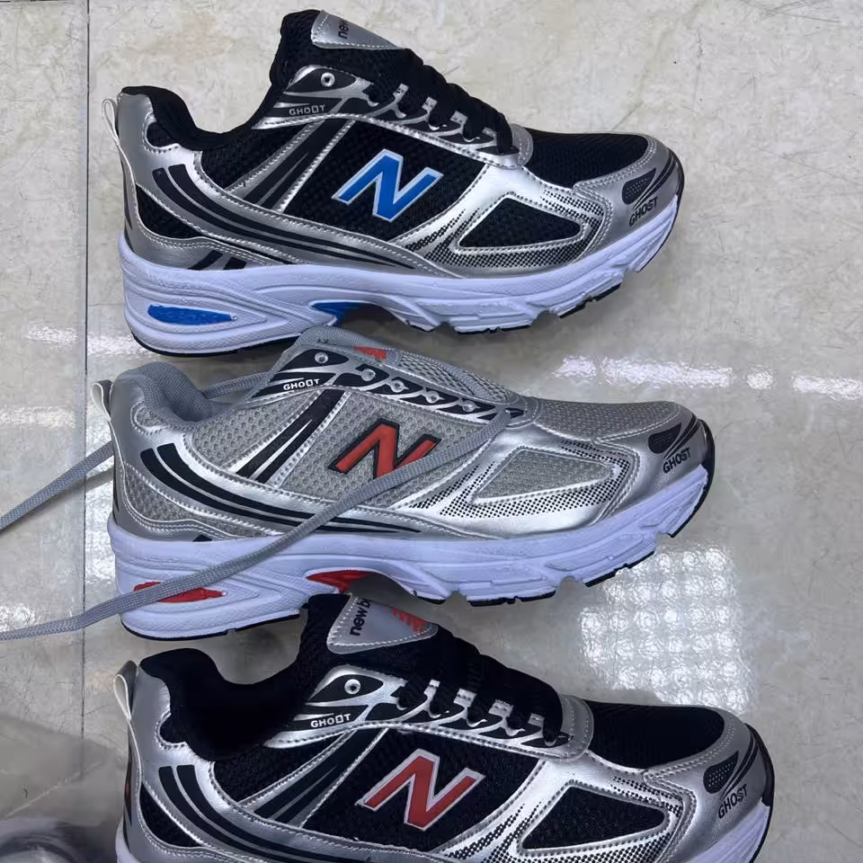کتونی نیوبالانس newbalance  لیزری سایز 41 تا 44