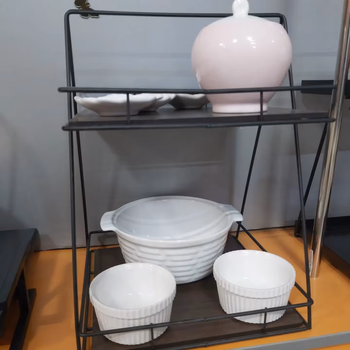 استند فلزی 2طبقه مربع کف چوبی کیفیت عالی