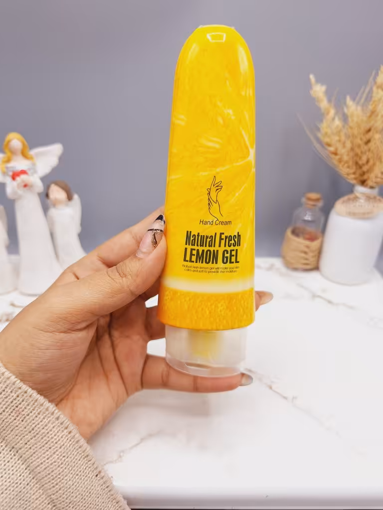 کرم آبرسان قوی دست و صورت رایحه لیمو وکالی 100 میل کد FM038