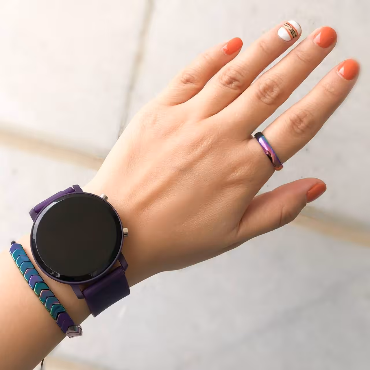 ساعت زنانه مدل هولوگرامی دیجیتالی همراه ست انگشتر و دستبند