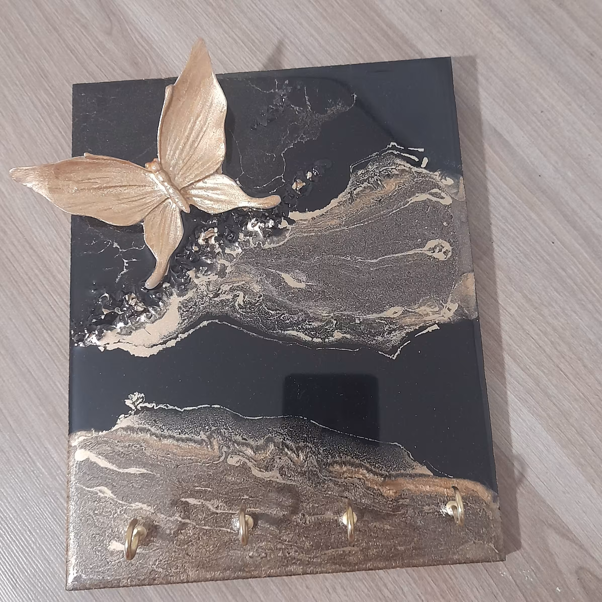 جاکلیدی های رزینی