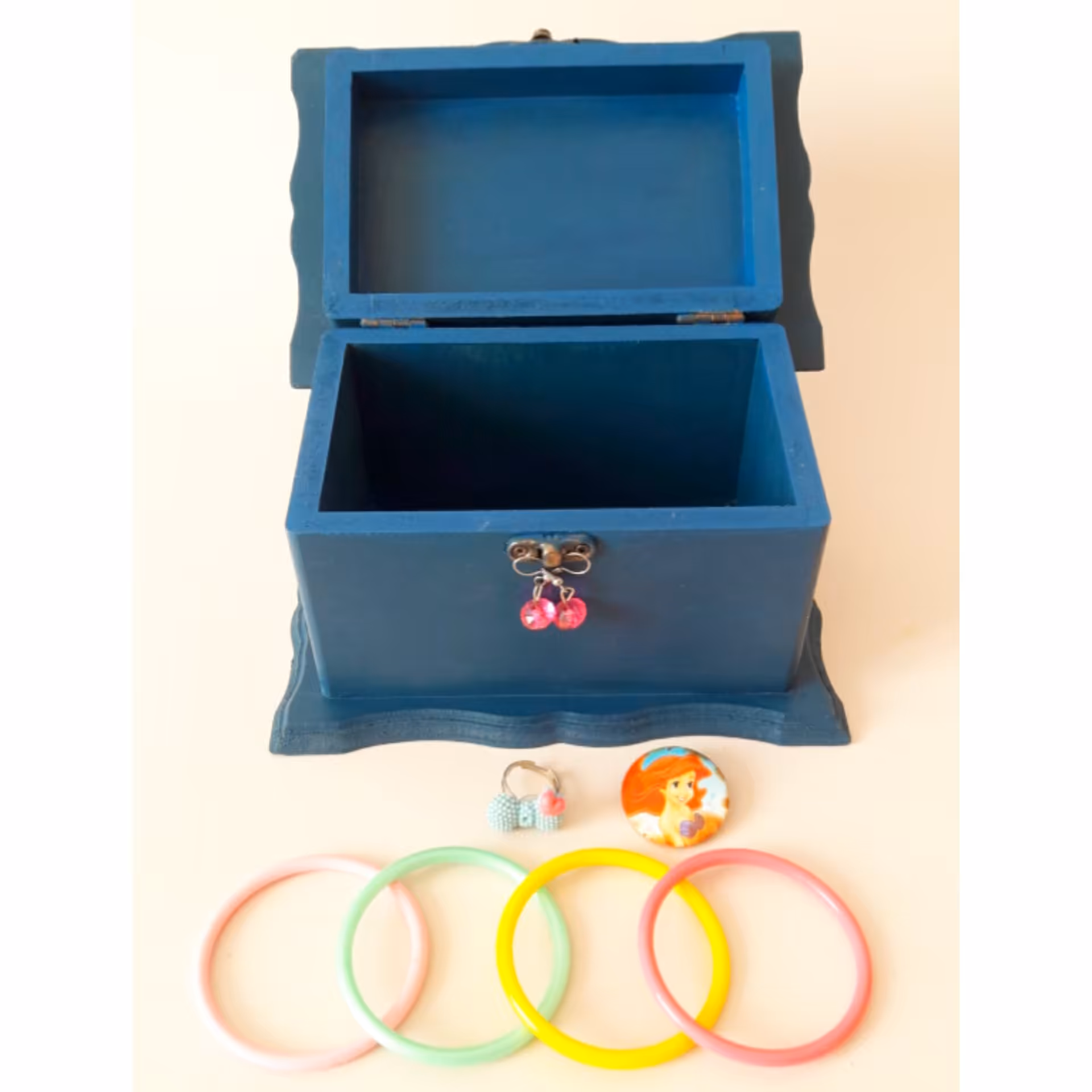 جعبه چوبی دست ساز دکوپاژ طرح مینیاتوری