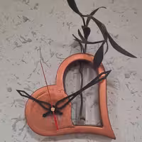 ساعت دیواری دست ساز دکوری آرامگرد و ترکیبی با گلدان با امکان قرار دادن عود