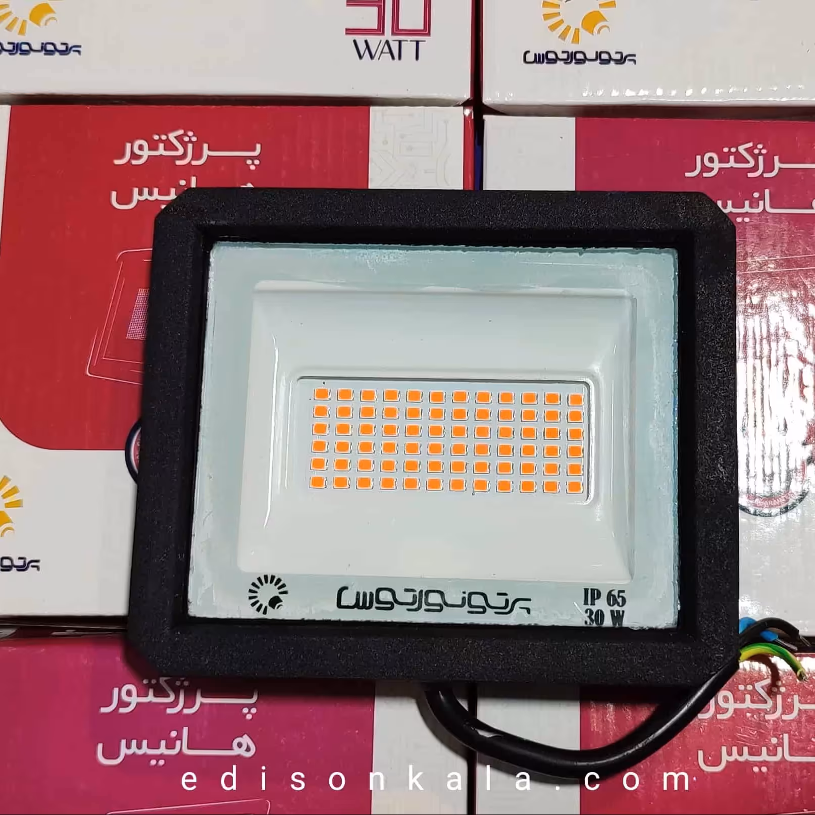 پروژکتور 30 وات ال ای دی پرتو نور توس یکسال گارانتی (پس کرایه)