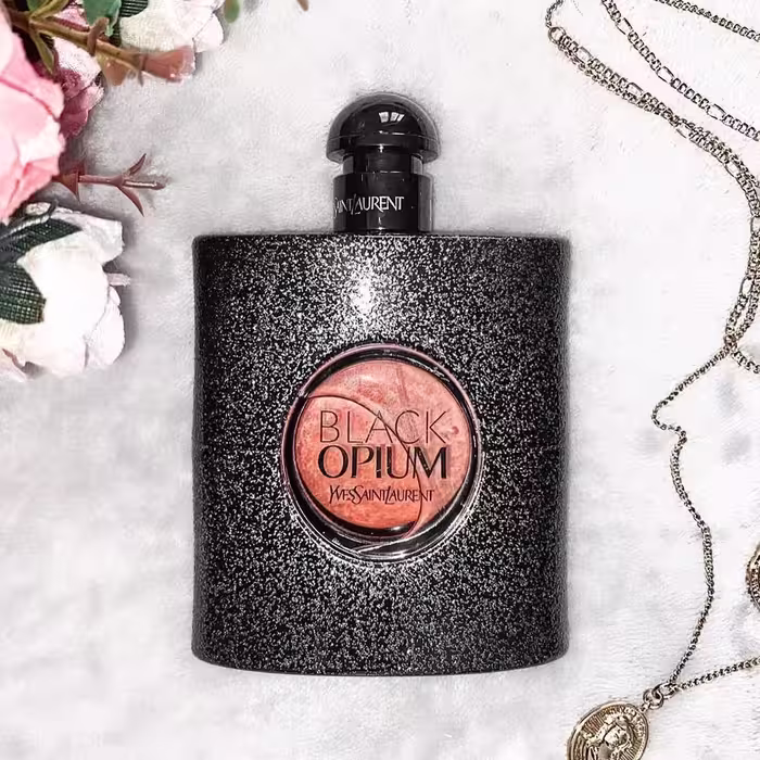 ادکلن اماراتی ایو سن لورن بلک اوپیوم زنانه Yves Saint Laurent Black Opium
پرفیوم.کازمتیک گالری Perfume.CosmeticsGaller