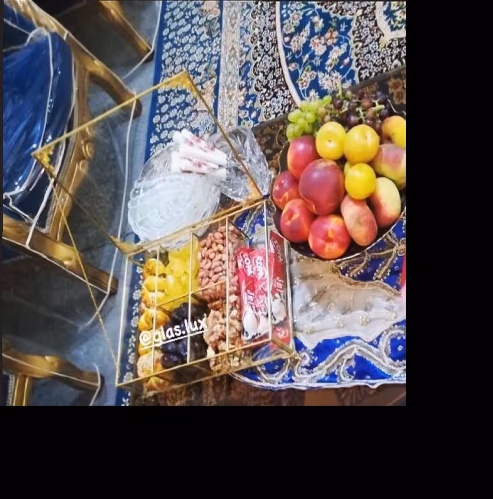 تیبگ شش خانه در ابعاد استاندارد رنگ طلایی
