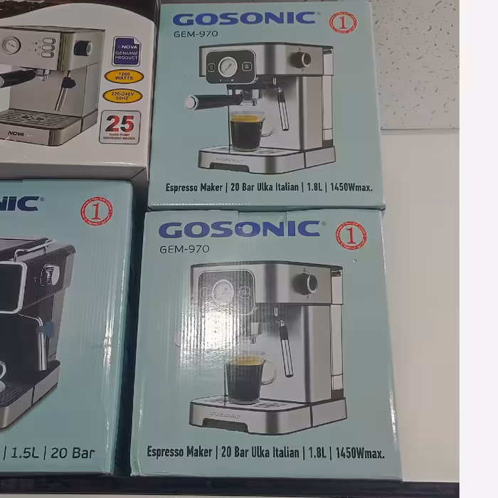 اسپرسو ساز ( قهوه ساز ) گاسونیک مدل 970 که 20 بار عقربه دار هستش و حدود 2 لیتر مخزن دارد  (ارسال رایگان )