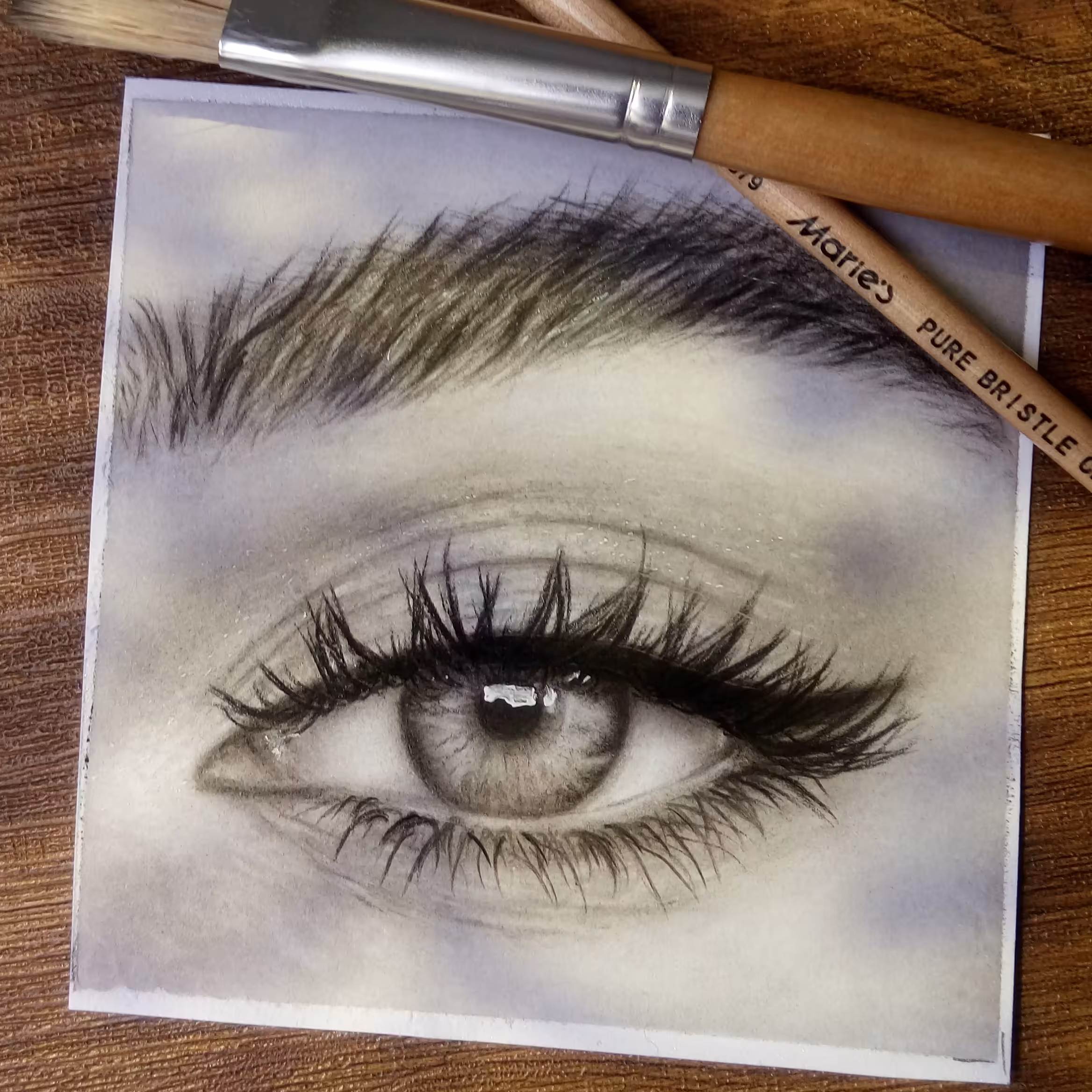 سفارش طراحی چهره سیاهقلم سایز 30 در 40 روی مقوای الر