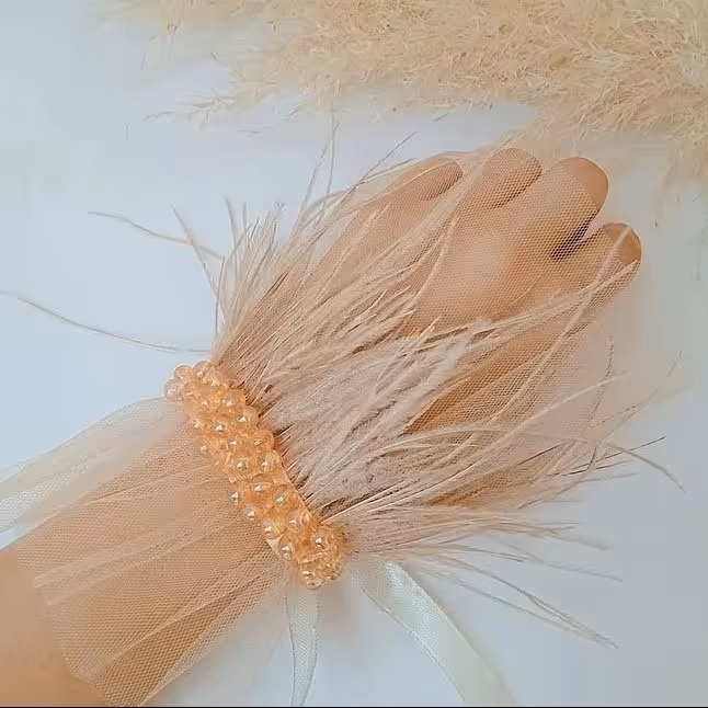 دستکش و مچ بند توری مجلسی  با رنگ دلخواه شما مناسب عروس و مجالس