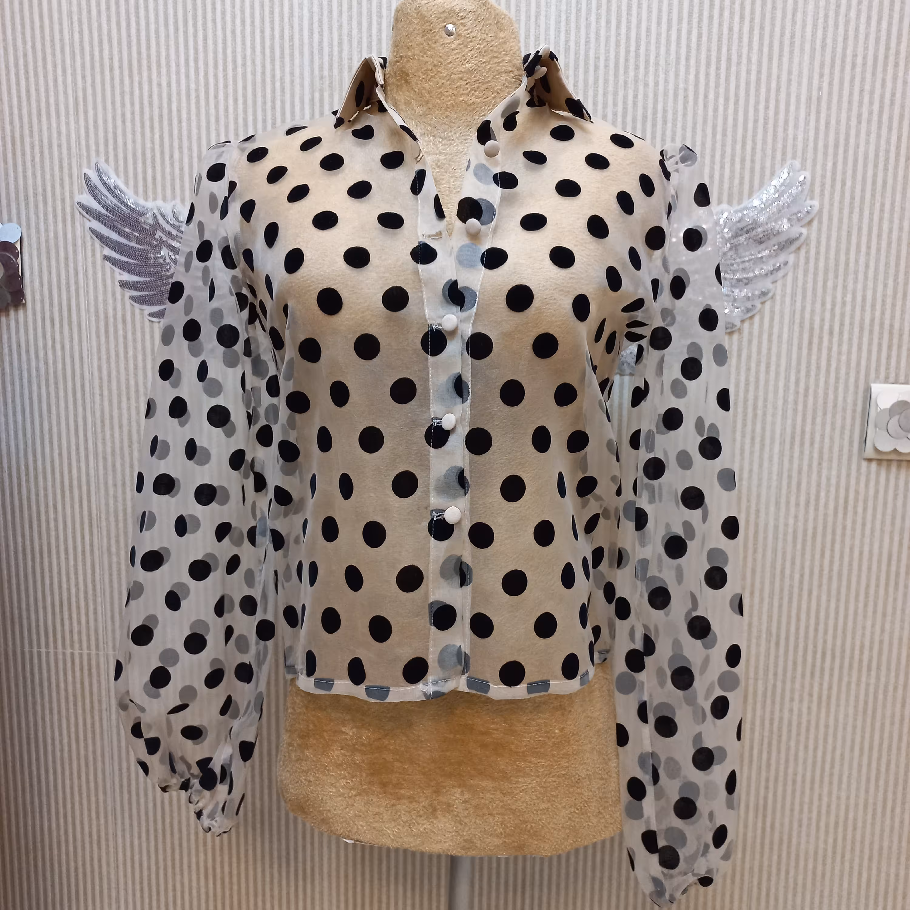 شومیز  اُرگانزا توپ مخملی سایز  اسمال 