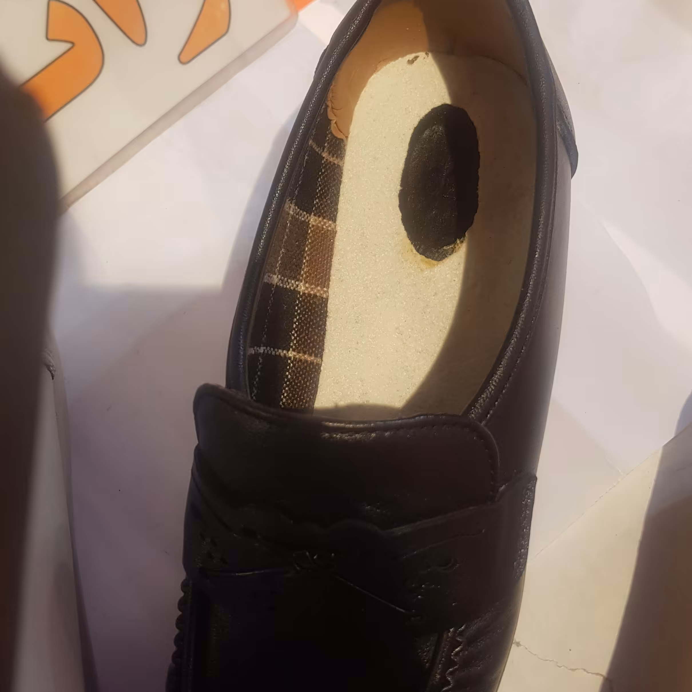 کفش طبی مخصوص خا پاشنه و میخچه دارای کف ژله ای پنجه پهن کف تاشو ضد تعریق تخت TPUضد سایش کارخانه ای تبریز پاخور عالی 