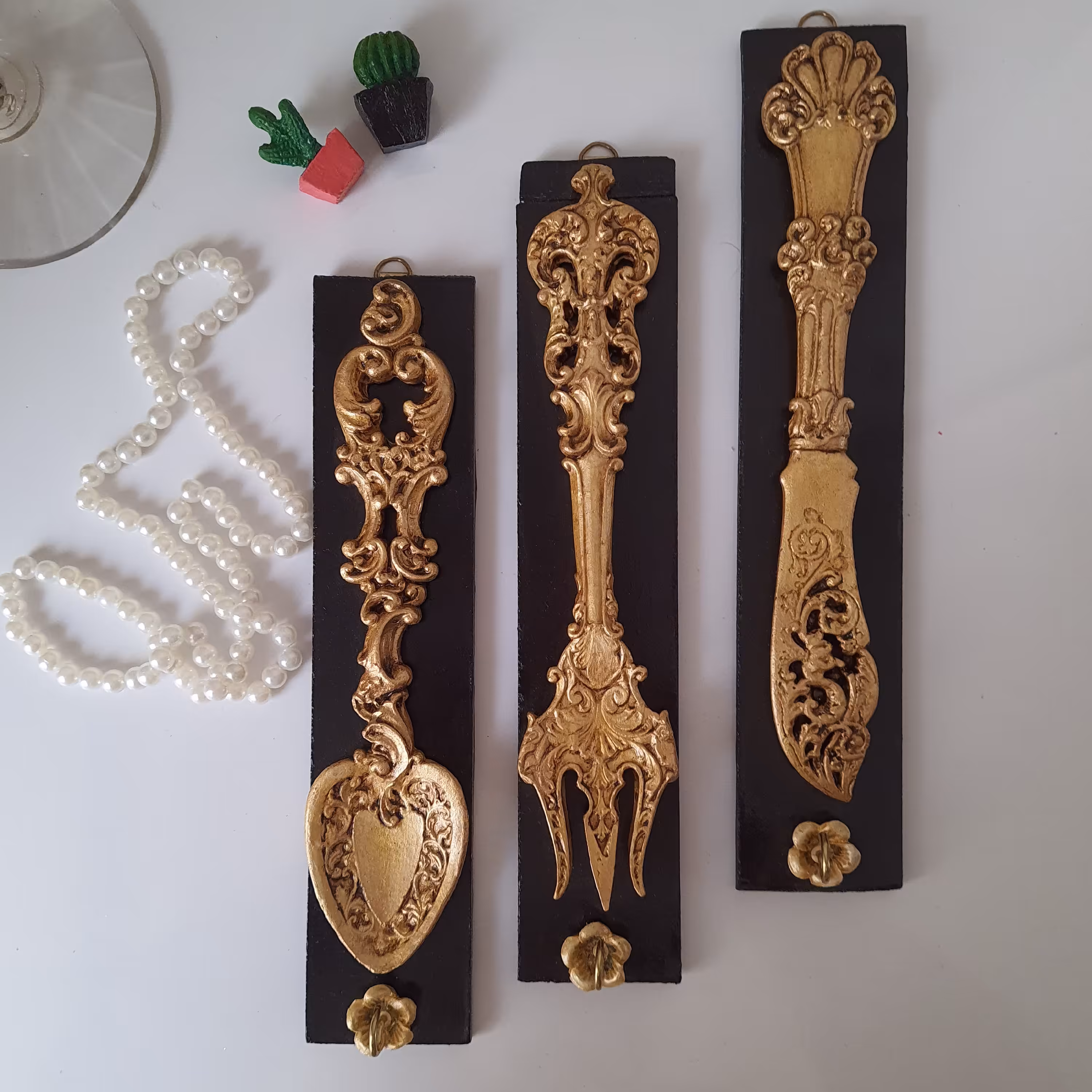 قاشق چنگال و کارد دکوراتیو