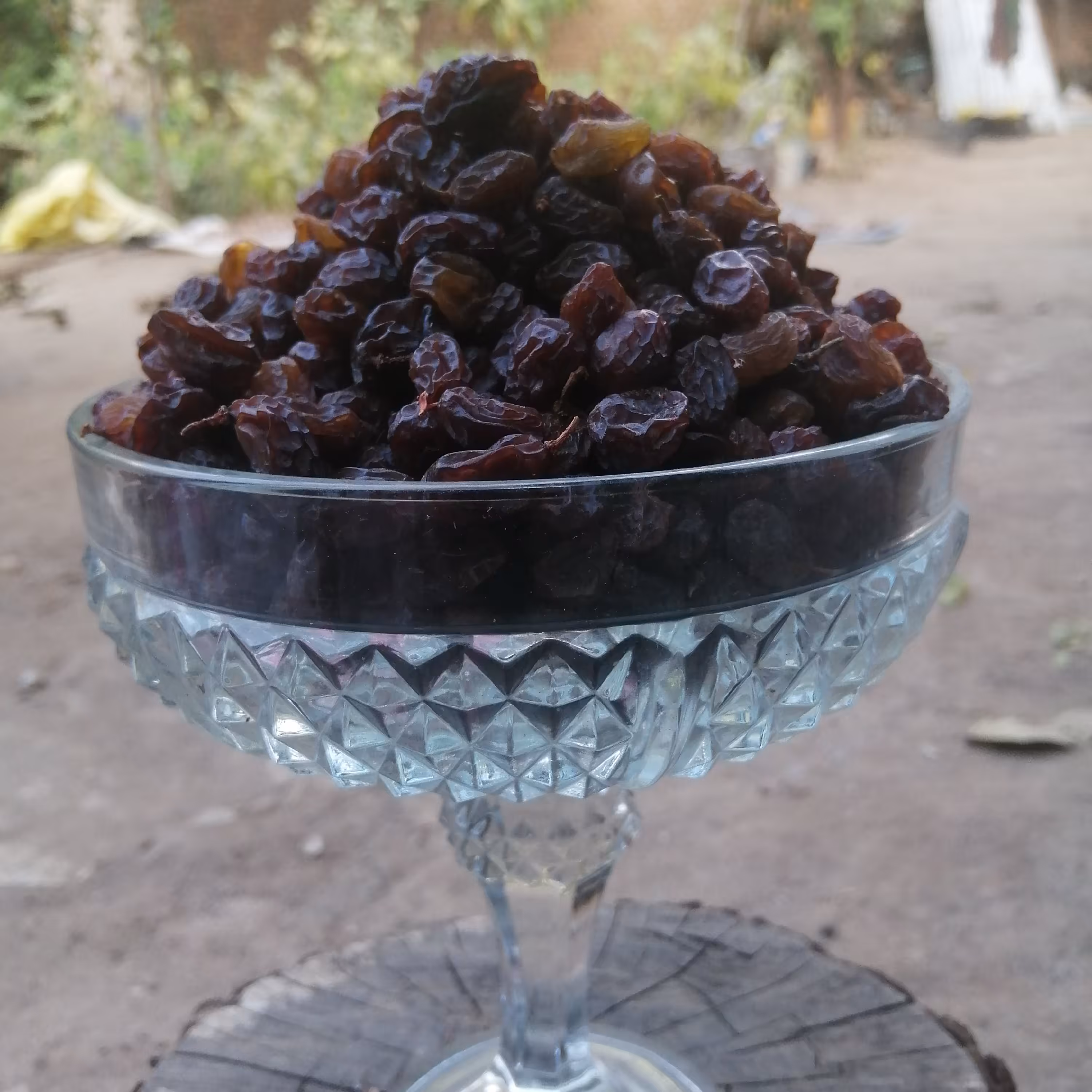 مویز هسته دار گوشتی 1400