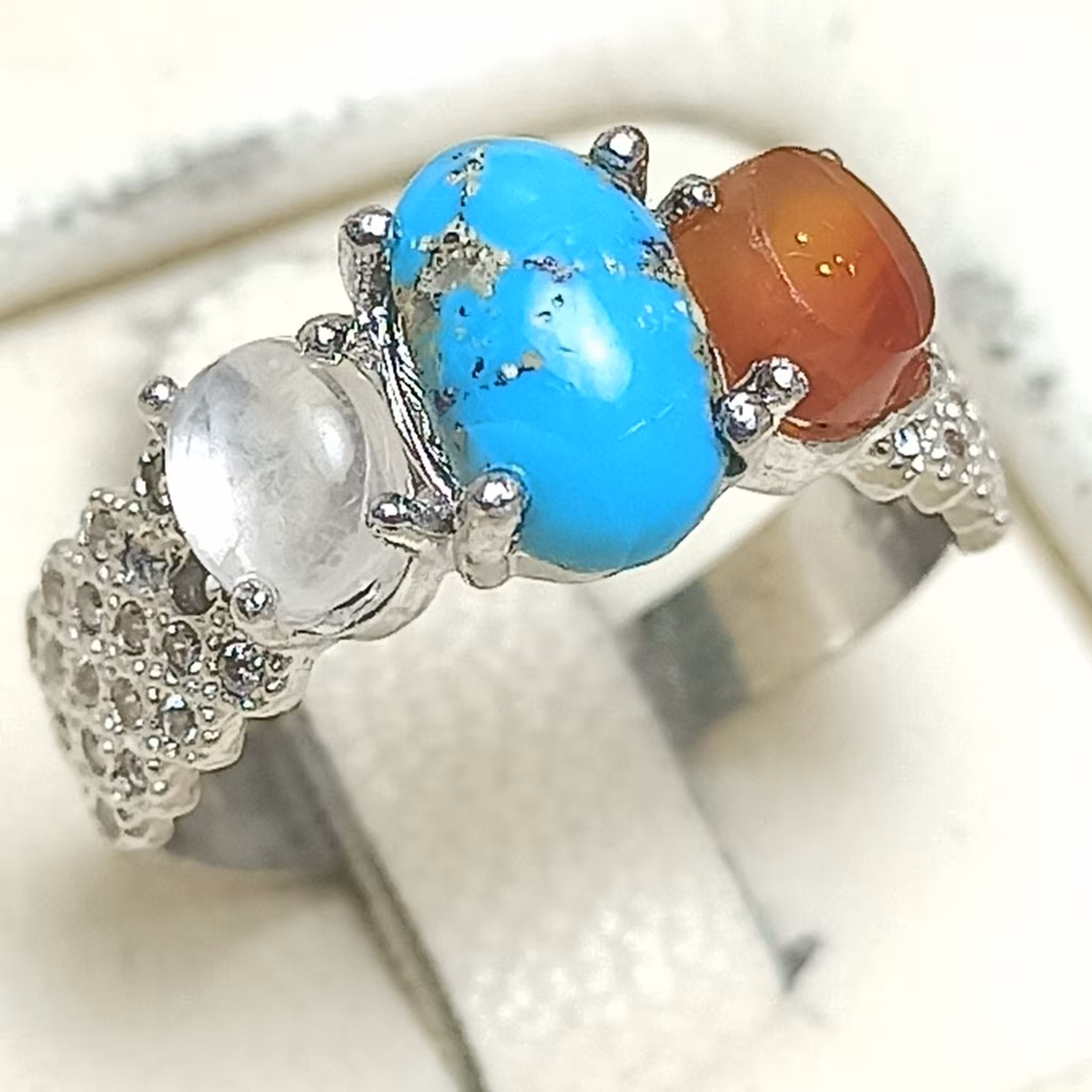 انگشتر نقره 3 نگین اصلی عقیق فیروزه در آبکاری رادیوم 